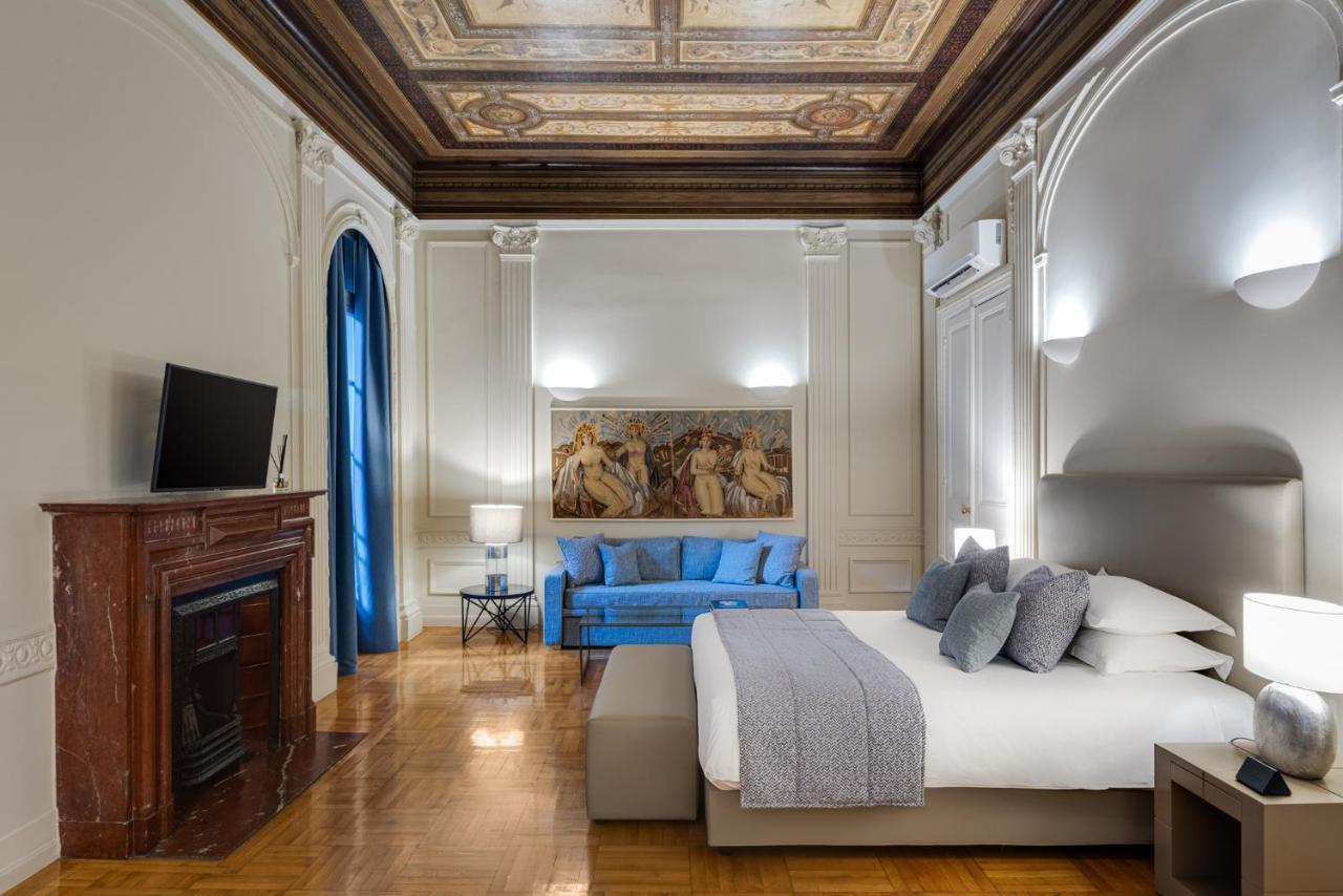 33solonossuites * Athens